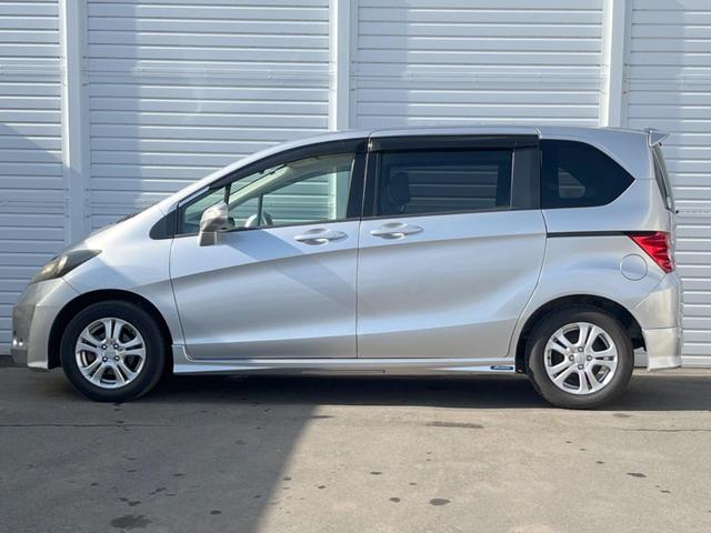 フリード G ハイウェイエディション 両側電動ドア SDナビ バックカメラ HIDヘッド ビルトインETC 純正15インチアルミ オートライト オートエアコン Bluetooth CD DVD再生 地デジ キーレス(50枚目)