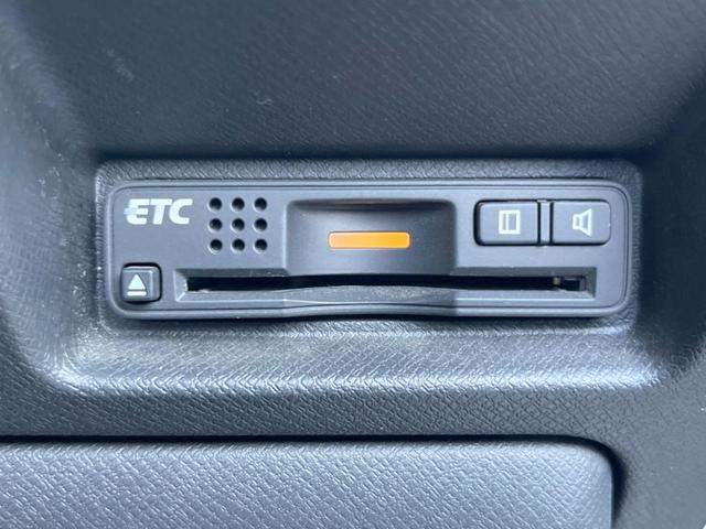 ステップワゴンスパーダ Ｚ　クールスピリット　インターナビ　セレクション　両側電動ドア　純正ＳＤナビ　後席モニター　バックカメラ　ハーフレザーシート　スマートキー　ＨＩＤヘッド　ビルトインＥＴＣ　クルコン　オートライト　オートエアコン　Ｂｌｕｅｔｏｏｔｈ　ＣＤ　ＤＶＤ再生（7枚目）