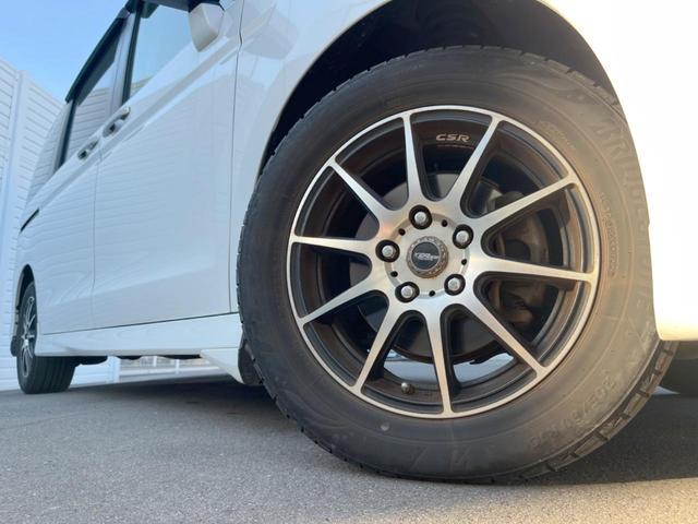 ステップワゴンスパーダ Ｚ　クールスピリット　インターナビ　セレクション　両側電動ドア　純正ＳＤナビ　後席モニター　バックカメラ　ハーフレザーシート　スマートキー　ＨＩＤヘッド　ビルトインＥＴＣ　クルコン　オートライト　オートエアコン　Ｂｌｕｅｔｏｏｔｈ　ＣＤ　ＤＶＤ再生（15枚目）