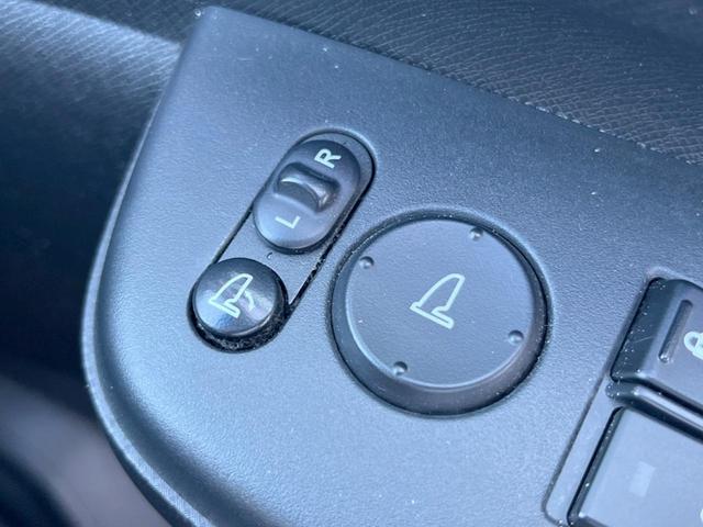 ステップワゴンスパーダ Ｚ　クールスピリット　インターナビ　セレクション　両側電動ドア　純正ＳＤナビ　後席モニター　バックカメラ　ハーフレザーシート　スマートキー　ＨＩＤヘッド　ビルトインＥＴＣ　クルコン　オートライト　オートエアコン　Ｂｌｕｅｔｏｏｔｈ　ＣＤ　ＤＶＤ再生（42枚目）