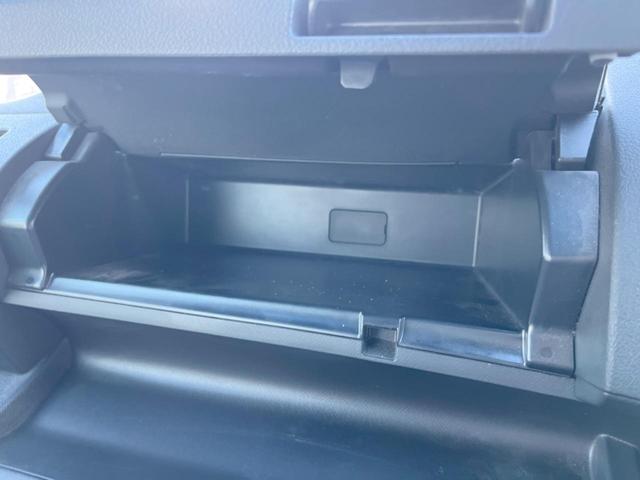 ステップワゴンスパーダ Ｚ　クールスピリット　インターナビ　セレクション　両側電動ドア　純正ＳＤナビ　後席モニター　バックカメラ　ハーフレザーシート　スマートキー　ＨＩＤヘッド　ビルトインＥＴＣ　クルコン　オートライト　オートエアコン　Ｂｌｕｅｔｏｏｔｈ　ＣＤ　ＤＶＤ再生（47枚目）