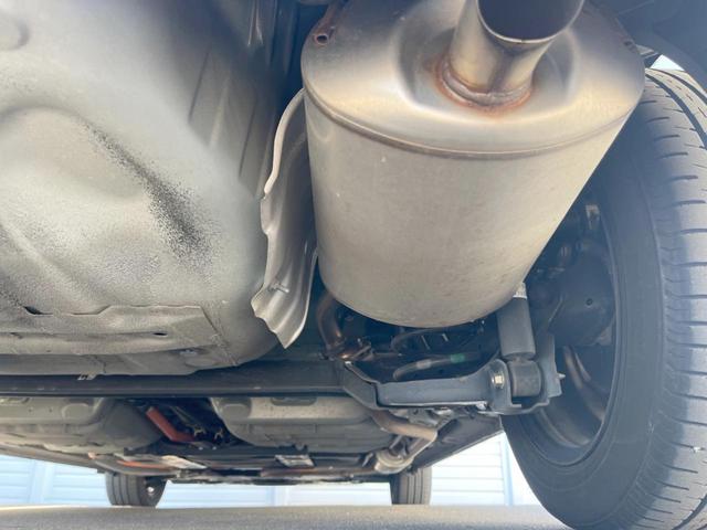 フィット ｅ：ＨＥＶホーム　純正ＳＤナビ　バックカメラ　衝突被害軽減システム　レーダークルーズ　ドラレコ　コーナーセンサー　スマートキー　ＬＥＤヘッド　ＥＴＣ　車線逸脱警報　オートライト　オートエアコン　Ｂｌｕｅｔｏｏｔｈ（25枚目）