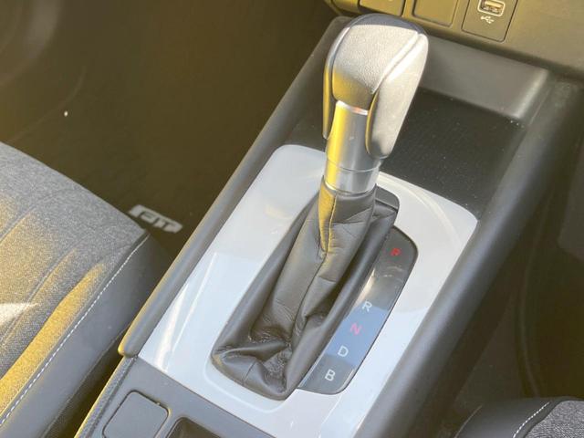 フィット ｅ：ＨＥＶホーム　純正ＳＤナビ　バックカメラ　衝突被害軽減システム　レーダークルーズ　ドラレコ　コーナーセンサー　スマートキー　ＬＥＤヘッド　ＥＴＣ　車線逸脱警報　オートライト　オートエアコン　Ｂｌｕｅｔｏｏｔｈ（28枚目）