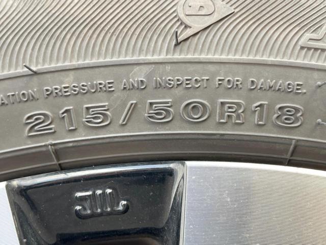 ヤリスクロス ハイブリッドＺ　禁煙　純正８型ナビ　衝突軽減　全周囲カメラ　レーダークルーズ　ブラインドスポットモニター　シートヒーター　ハーフレザーシート　ＬＥＤヘッド　クリアランスソナー　オートハイビーム　純正１８インチＡＷ（22枚目）