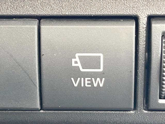 ヤリスクロス ハイブリッドＺ　禁煙　純正８型ナビ　衝突軽減　全周囲カメラ　レーダークルーズ　ブラインドスポットモニター　シートヒーター　ハーフレザーシート　ＬＥＤヘッド　クリアランスソナー　オートハイビーム　純正１８インチＡＷ（26枚目）