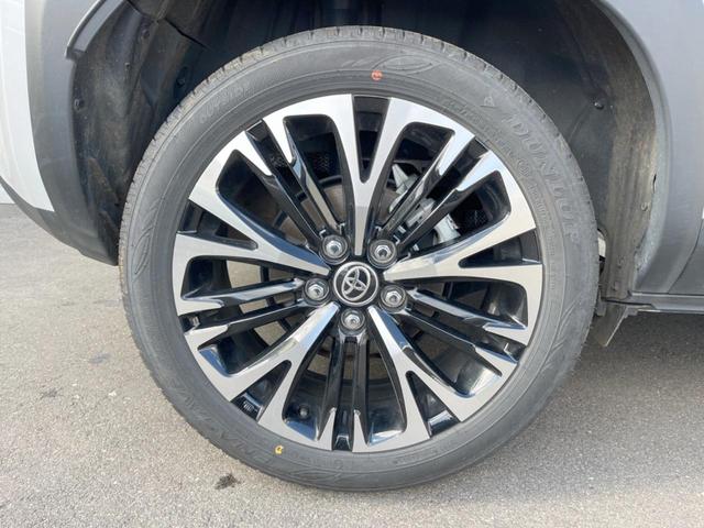 ヤリスクロス ハイブリッドＺ　禁煙　純正８型ナビ　衝突軽減　全周囲カメラ　レーダークルーズ　ブラインドスポットモニター　シートヒーター　ハーフレザーシート　ＬＥＤヘッド　クリアランスソナー　オートハイビーム　純正１８インチＡＷ（47枚目）