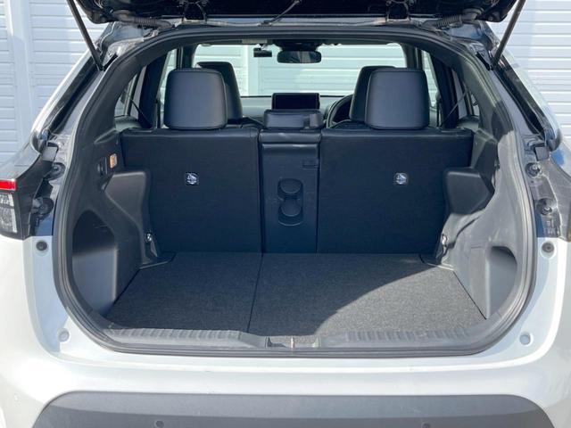 ヤリスクロス ハイブリッドＺ　禁煙　純正８型ナビ　衝突軽減　全周囲カメラ　レーダークルーズ　ブラインドスポットモニター　シートヒーター　ハーフレザーシート　ＬＥＤヘッド　クリアランスソナー　オートハイビーム　純正１８インチＡＷ（51枚目）