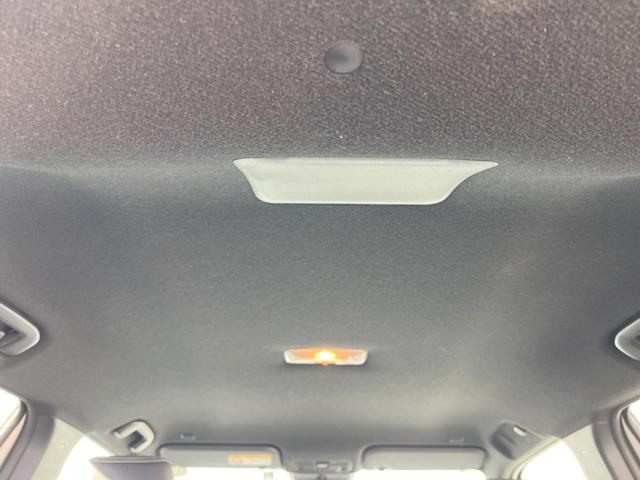 ヤリスクロス ハイブリッドＺ　禁煙　純正８型ナビ　衝突軽減　全周囲カメラ　レーダークルーズ　ブラインドスポットモニター　シートヒーター　ハーフレザーシート　ＬＥＤヘッド　クリアランスソナー　オートハイビーム　純正１８インチＡＷ（52枚目）