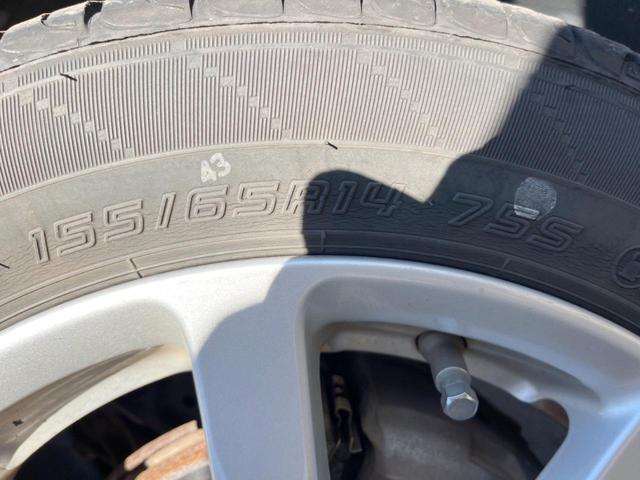 タント カスタムＸスペシャル　電動スライドドア　純正ＳＤナビ　バックカメラ　スマートキー　ＨＩＤヘッド　ＥＴＣ　純正１４インチアルミ　オートエアコン　Ｂｌｕｅｔｏｏｔｈ　ＣＤ　ＤＶＤ再生　フルセグ（24枚目）