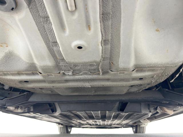 フィットハイブリッド Ｆパッケージ　バックカメラ　スマートキー　ＥＴＣ　純正１５インチアルミ　オートエアコン　Ｂｌｕｅｔｏｏｔｈ　ＣＤ　ＤＶＤ再生　バニティーミラー　電動格納ミラー（20枚目）