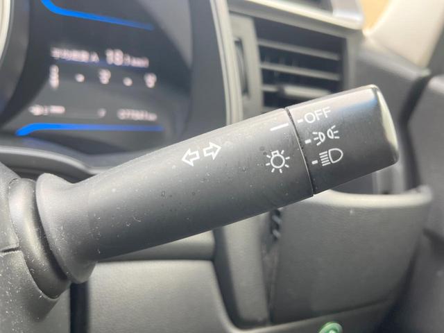 フィットハイブリッド Ｆパッケージ　バックカメラ　スマートキー　ＥＴＣ　純正１５インチアルミ　オートエアコン　Ｂｌｕｅｔｏｏｔｈ　ＣＤ　ＤＶＤ再生　バニティーミラー　電動格納ミラー（34枚目）