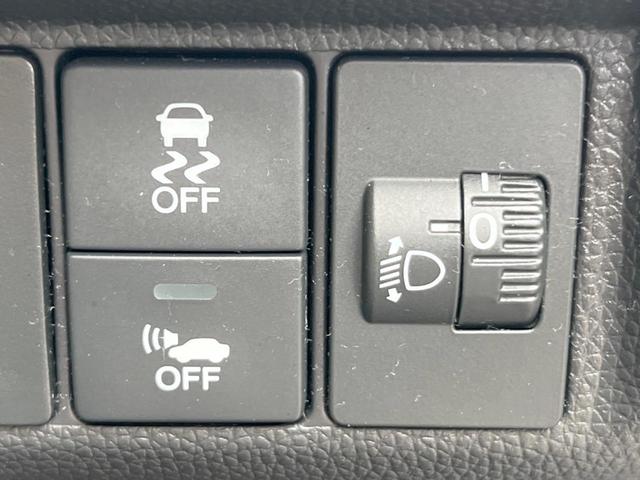 フィットハイブリッド Ｆパッケージ　バックカメラ　スマートキー　ＥＴＣ　純正１５インチアルミ　オートエアコン　Ｂｌｕｅｔｏｏｔｈ　ＣＤ　ＤＶＤ再生　バニティーミラー　電動格納ミラー（42枚目）