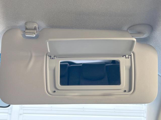 フィットハイブリッド Ｆパッケージ　バックカメラ　スマートキー　ＥＴＣ　純正１５インチアルミ　オートエアコン　Ｂｌｕｅｔｏｏｔｈ　ＣＤ　ＤＶＤ再生　バニティーミラー　電動格納ミラー（43枚目）