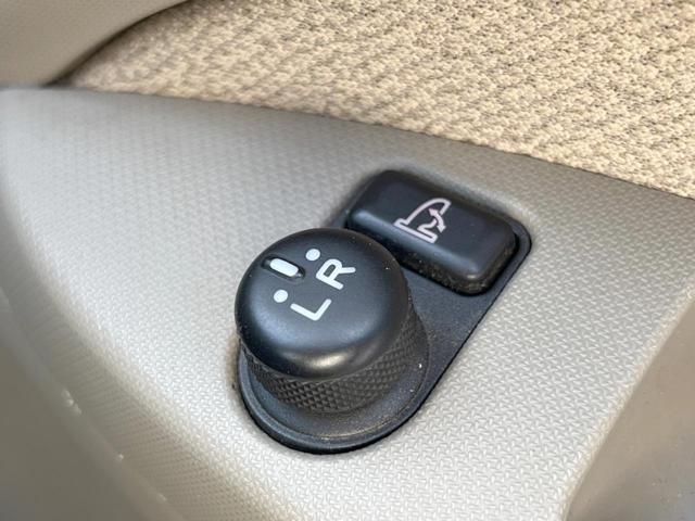 ムーヴ Ｘ　ＳＡ　衝突被害軽減システム　スマートキー　純正１４インチアルミ　オートライト　オートエアコン　ＣＤ　電動格納ミラー　バニティーミラー（7枚目）