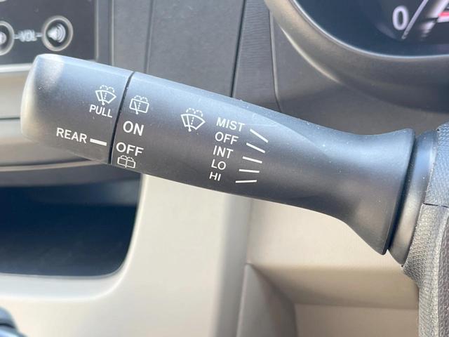 ムーヴ Ｘ　ＳＡ　衝突被害軽減システム　スマートキー　純正１４インチアルミ　オートライト　オートエアコン　ＣＤ　電動格納ミラー　バニティーミラー（37枚目）