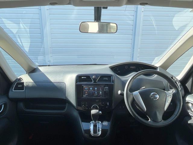 セレナ ハイウェイスター　Ｓ－ハイブリッド　エアロモード　両側電動ドア　純正ＳＤナビ　後席モニター　バックカメラ　スマートキー　ＨＩＤヘッド　ビルトインＥＴＣ　クルコン　純正１６インチアルミ　オートライト　オートエアコン　リアエアコン　Ｂｌｕｅｔｏｏｔｈ（2枚目）