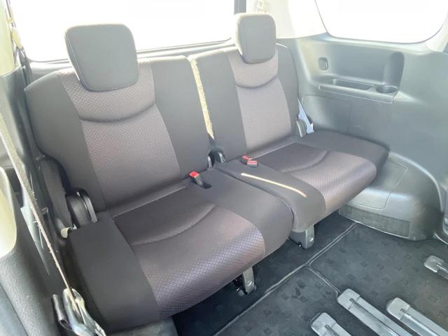 セレナ ハイウェイスター　Ｓ－ハイブリッド　エアロモード　両側電動ドア　純正ＳＤナビ　後席モニター　バックカメラ　スマートキー　ＨＩＤヘッド　ビルトインＥＴＣ　クルコン　純正１６インチアルミ　オートライト　オートエアコン　リアエアコン　Ｂｌｕｅｔｏｏｔｈ（11枚目）