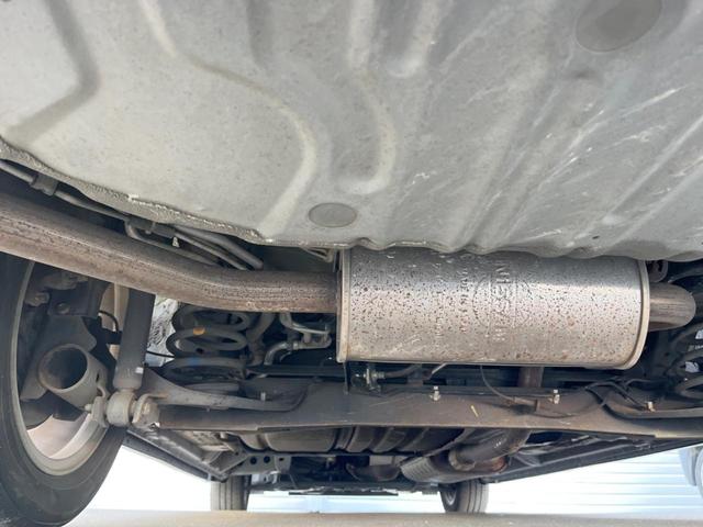 セレナ ハイウェイスター　Ｓ－ハイブリッド　エアロモード　両側電動ドア　純正ＳＤナビ　後席モニター　バックカメラ　スマートキー　ＨＩＤヘッド　ビルトインＥＴＣ　クルコン　純正１６インチアルミ　オートライト　オートエアコン　リアエアコン　Ｂｌｕｅｔｏｏｔｈ（46枚目）