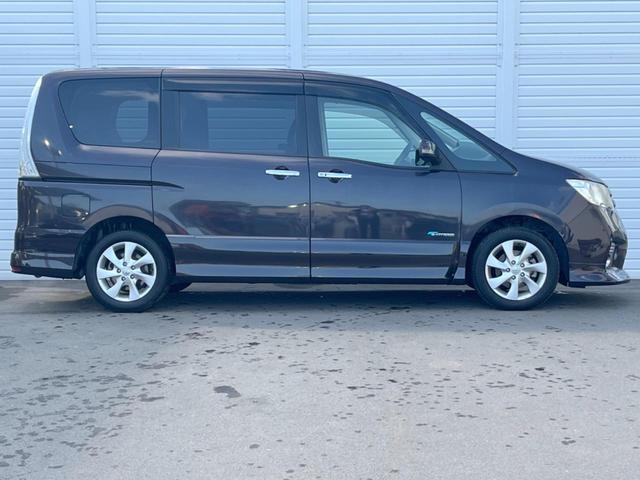 セレナ ハイウェイスター　Ｓ－ハイブリッド　エアロモード　両側電動ドア　純正ＳＤナビ　後席モニター　バックカメラ　スマートキー　ＨＩＤヘッド　ビルトインＥＴＣ　クルコン　純正１６インチアルミ　オートライト　オートエアコン　リアエアコン　Ｂｌｕｅｔｏｏｔｈ（48枚目）