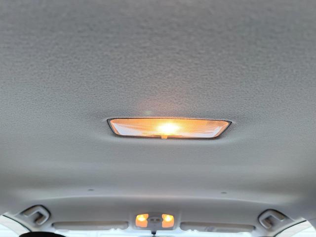 プリウス Ｌ　ＳＤナビ　バックカメラ　スマートキー　純正１５インチアルミ　オートライト　オートエアコン　ＣＤ　ＤＶＤ再生（42枚目）