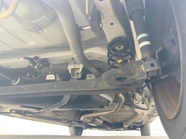 アルトラパン Ｓ　純正ＳＤナビ　衝突被害軽減システム　シートヒーター　スマートキー　ＨＩＤヘッド　Ｂｌｕｅｔｏｏｔｈ　ＣＤ　ＤＶＤ再生　フルセグ（22枚目）