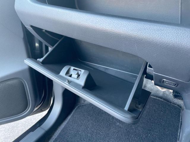 ワゴンＲ ＦＸ　シートヒーター　ＬＥＤヘッド　純正１５インチアルミ　オートエアコン　ＣＤ（28枚目）