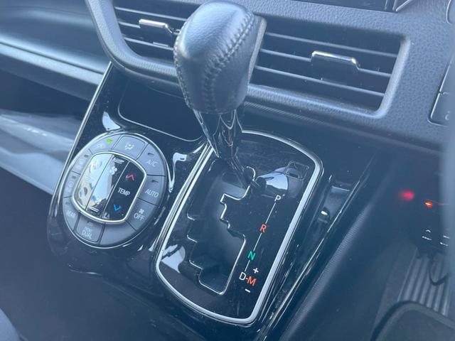 ヴォクシー ＺＳ　両側電動ドア　ＳＤナビ　後席モニター　バックカメラ　衝突被害軽減システム　スマートキー　ＬＥＤヘッド　ＥＴＣ　クルコン　純正１６インチアルミ　オートハイビーム　オートライト　デュアルエアコン（32枚目）