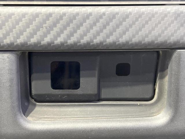 �y�X�}�[�g�A�V�X�g�z���s���ɑO���̎ԗ�����F�����A�Փ˂������Ȏ��͌x��ƃu���[�L�ŏՓˉ���Ɣ�Q�y�����A�V�X�g�B�����S�Ƀh���C�u�����y���݂��������܂��B