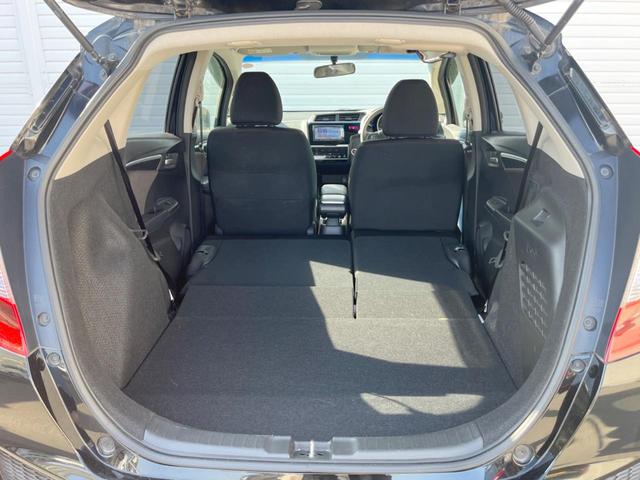 フィットハイブリッド Fパッケージ 純正SDナビ バックカメラ スマートキー ETC オートエアコン Bluetooth CD DVD再生 地デジ 電動格納ミラー(10枚目)