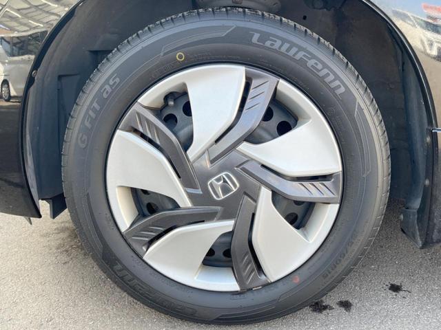 フィットハイブリッド Fパッケージ 純正SDナビ バックカメラ スマートキー ETC オートエアコン Bluetooth CD DVD再生 地デジ 電動格納ミラー(27枚目)