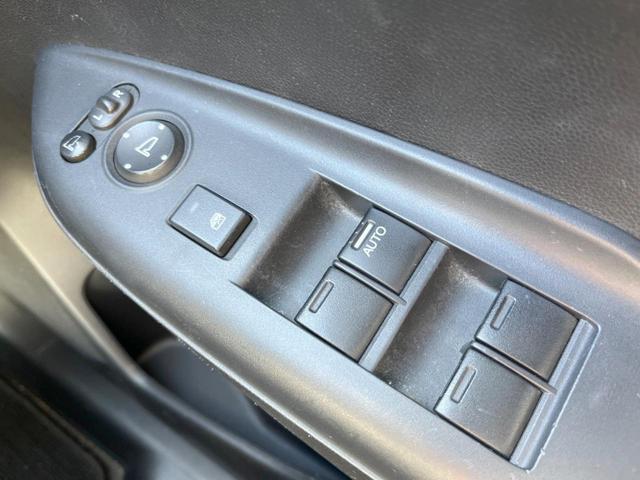 フィットハイブリッド Fパッケージ 純正SDナビ バックカメラ スマートキー ETC オートエアコン Bluetooth CD DVD再生 地デジ 電動格納ミラー(32枚目)