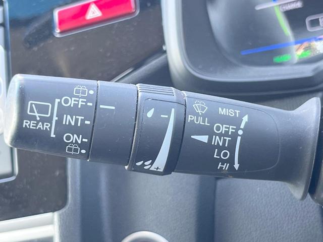 フィットハイブリッド Fパッケージ 純正SDナビ バックカメラ スマートキー ETC オートエアコン Bluetooth CD DVD再生 地デジ 電動格納ミラー(45枚目)