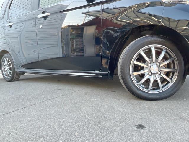 �y�����P�S�C���`�A���~�z�C�[���z�O�ςɃ}�b�`���������A���~�z�C�[���𑕒����Ă���܂��B�e��ЊO�A���~�z�C�[����A�X�^�b�h���X�^�C�����戵�����Ă���܂��B���񂲑��k����������