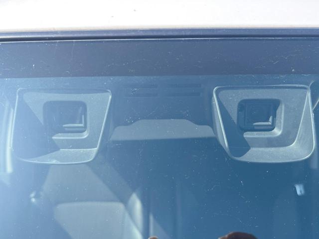 ハスラー ＪスタイルＩＩ　純正ＳＤナビ　バックカメラ　衝突被害軽減システム　ハーフレザーシート　スマートキー　ＨＩＤヘッド　ＥＴＣ　純正１５インチアルミ　オートライト　オートエアコン　Ｂｌｕｅｔｏｏｔｈ　ＣＤ　ＤＶＤ再生（3枚目）