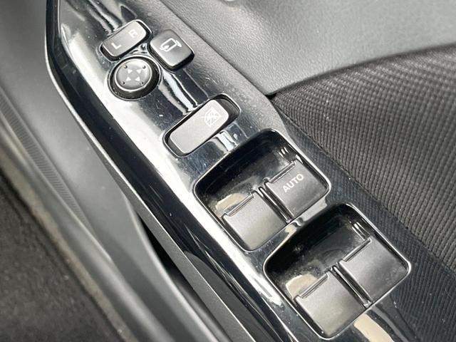 ワゴンRスティングレー X 衝突被害軽減システム ドラレコ スマートキー HIDヘッド ETC 純正14インチアルミ オートエアコン CD 電動格納ミラー(34枚目)