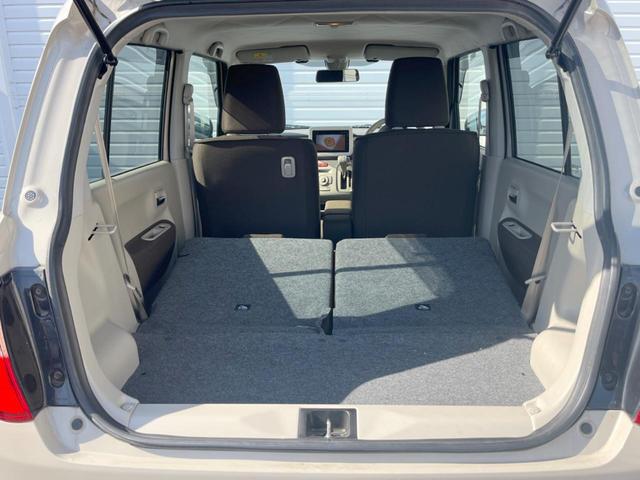 ���i�̂���������ʋ΁A���}���ɏ\���ȉ׎��X�y�[�X���m�ۂ��Ă���܂��B�Z�J���h�V�[�g��|���ƁA�傫�ȉו��̐ύڂ��\�ł���