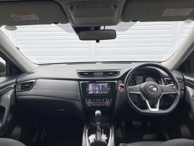 エクストレイル ２０Ｘ　７人乗り　純正ＳＤナビ　後席モニター　バックカメラ　電動リアゲート　レザー調シート　ドラレコ　スマートキー　ＬＥＤヘッド　ビルトインＥＴＣ　純正１８インチアルミ　オートライト　オートエアコン（2枚目）