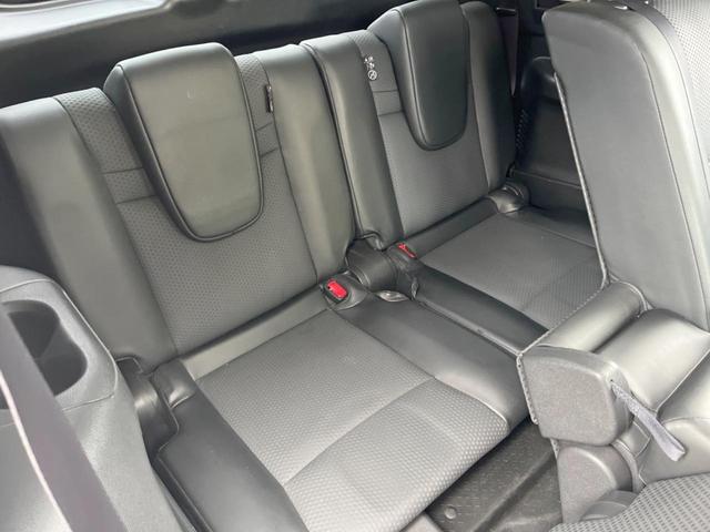 エクストレイル ２０Ｘ　７人乗り　純正ＳＤナビ　後席モニター　バックカメラ　電動リアゲート　レザー調シート　ドラレコ　スマートキー　ＬＥＤヘッド　ビルトインＥＴＣ　純正１８インチアルミ　オートライト　オートエアコン（10枚目）