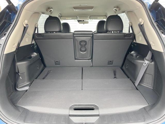 エクストレイル ２０Ｘ　７人乗り　純正ＳＤナビ　後席モニター　バックカメラ　電動リアゲート　レザー調シート　ドラレコ　スマートキー　ＬＥＤヘッド　ビルトインＥＴＣ　純正１８インチアルミ　オートライト　オートエアコン（11枚目）