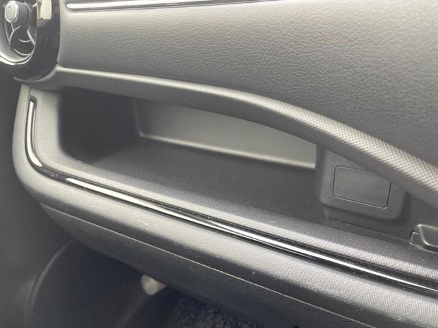 アクア Ｘ－アーバン　ＳＤナビ　バックカメラ　ハーフレザーシート　スマートキー　ＬＥＤヘッド　ビルトインＥＴＣ　純正１６インチアルミ　オートライト　オートエアコン　Ｂｌｕｅｔｏｏｔｈ　ＣＤ　ＤＶＤ再生　フルセグ（55枚目）