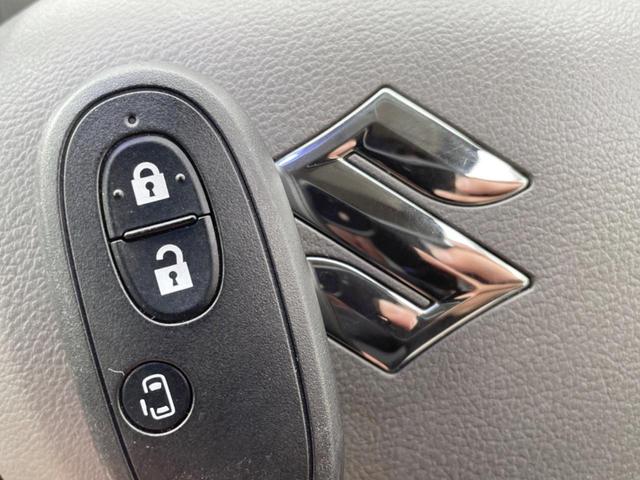 エブリイワゴン ＰＺターボ　電動スライドドア　ＳＤナビ　衝突被害軽減システム　シートヒーター　スマートキー　ＨＩＤヘッド　純正１４インチアルミ　オートライト　オートエアコン　ＣＤ　ＤＶＤ再生　地デジ（8枚目）