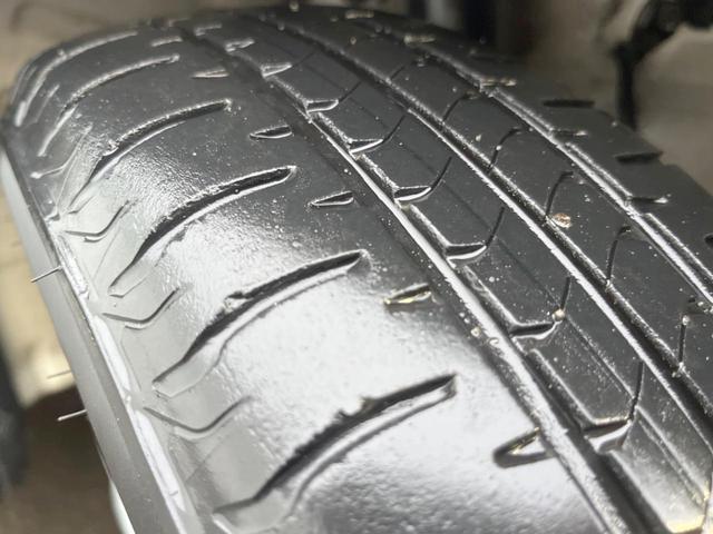 アルトラパンショコラ Ｘ　ハーフレザーシート　スマートキー　ＨＩＤヘッド　純正１４インチアルミ　オートライト　オートエアコン　ＣＤ（30枚目）