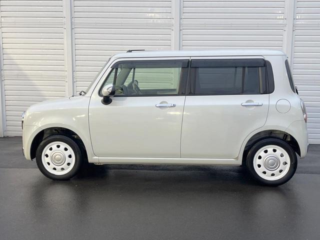 アルトラパンショコラ Ｘ　ハーフレザーシート　スマートキー　ＨＩＤヘッド　純正１４インチアルミ　オートライト　オートエアコン　ＣＤ（32枚目）