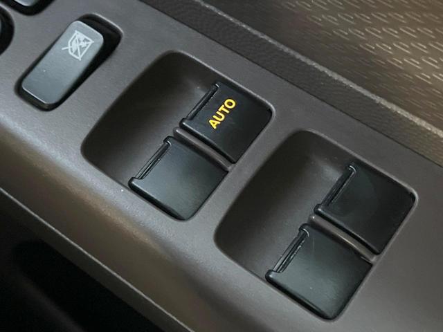 アルトラパンショコラ Ｘ　ハーフレザーシート　スマートキー　ＨＩＤヘッド　純正１４インチアルミ　オートライト　オートエアコン　ＣＤ（40枚目）