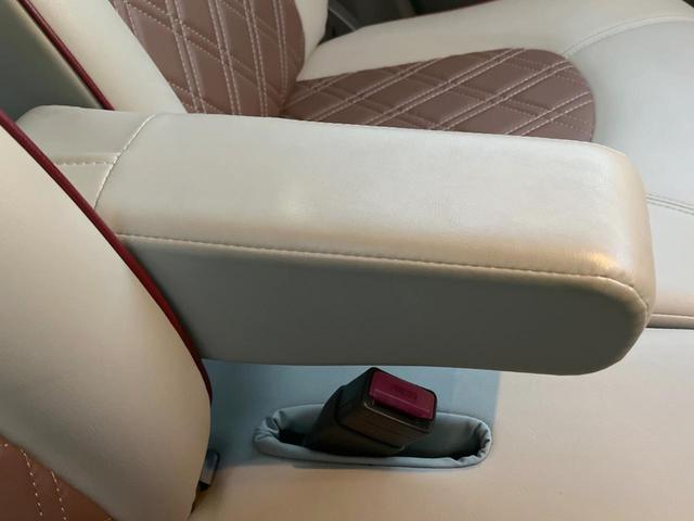 アルトラパンショコラ Ｘ　ハーフレザーシート　スマートキー　ＨＩＤヘッド　純正１４インチアルミ　オートライト　オートエアコン　ＣＤ（43枚目）