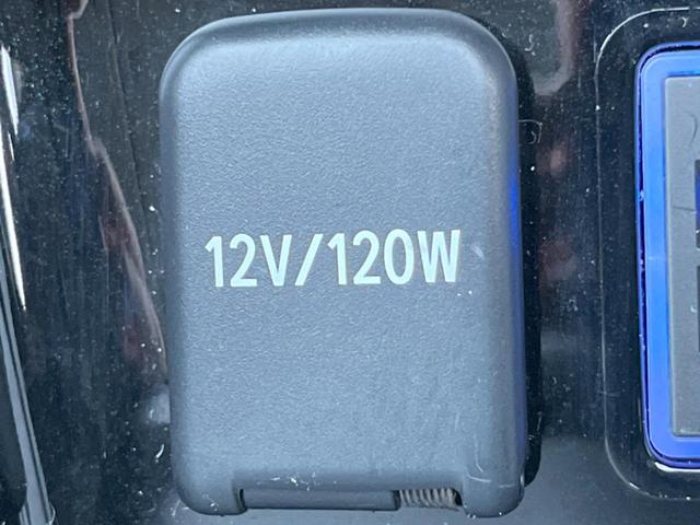 プリウス Ａツーリングセレクション　バックカメラ　衝突被害軽減システム　レーダークルーズ　ハーフレザーシート　シートヒーター　スマートキー　ＬＥＤヘッド　ビルトインＥＴＣ　純正１７インチアルミ　オートライト　オートエアコン（37枚目）