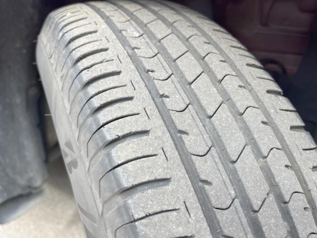 ノート メダリスト　純正ＳＤナビ　全周囲カメラ　スマートキー　ＥＴＣ　純正１４インチアルミ　オートライト　オートエアコン　Ｂｌｕｅｔｏｏｔｈ　ＣＤ　ＤＶＤ再生　フルセグ（21枚目）