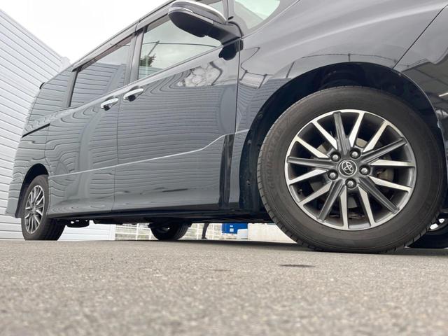 ヴォクシー ＺＳ　煌ＩＩ　両側電動ドア　純正ＳＤナビ　バックカメラ　衝突被害軽減システム　ドラレコ　スマートキー　ＬＥＤヘッド　ビルトインＥＴＣ　純正１６インチアルミ　車線逸脱警報　オートライト（14枚目）