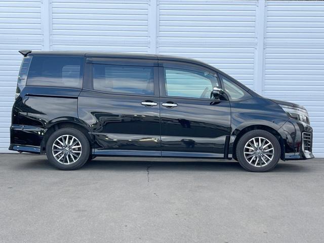 ヴォクシー ＺＳ　煌ＩＩ　両側電動ドア　純正ＳＤナビ　バックカメラ　衝突被害軽減システム　ドラレコ　スマートキー　ＬＥＤヘッド　ビルトインＥＴＣ　純正１６インチアルミ　車線逸脱警報　オートライト（46枚目）