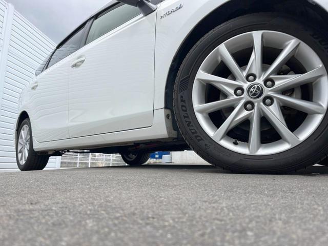 �y�����P�V�C���`�A���~�z�C�[���z�O�ςɃ}�b�`���������A���~�z�C�[���𑕒����Ă���܂��B�e��ЊO�A���~�z�C�[����A�X�^�b�h���X�^�C�����戵�����Ă���܂��B���񂲑��k����������